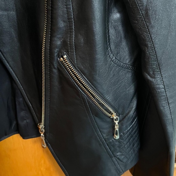 Genuine Leather Jacket (Size S) - Picture 6 of 7